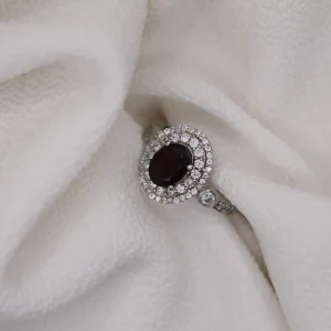 טבעת כסף 925 בשילוב אבן חן גראנט