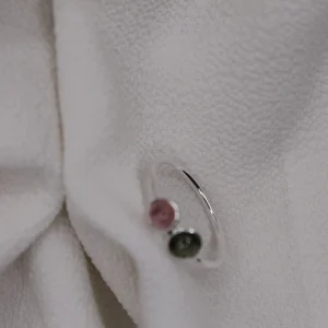 טבעת כסף 925 בשילוב אבני טורמלין