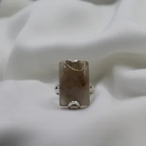 טבעת כסף בשילוב אבן רוטילטד