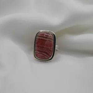 טבעת כסף בשילוב אבן רודוכרסיט