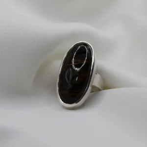 טבעת כסף בשילוב אבן פיאטרסיט